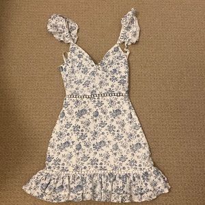 MINKPINK size Small blue and white dress with open/tie back